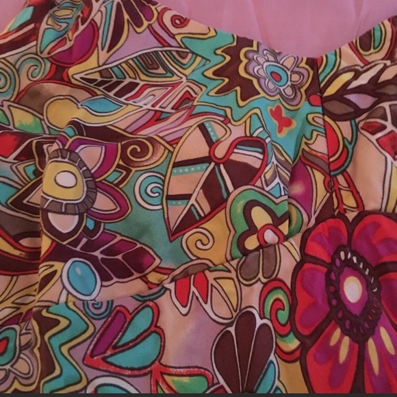 Halter top - Picture 2 of 5